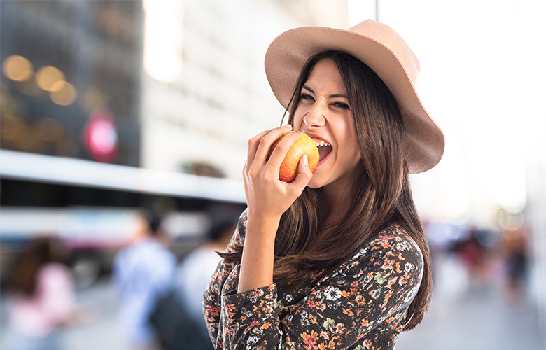 9 причин съедать 1 яблоко в день
