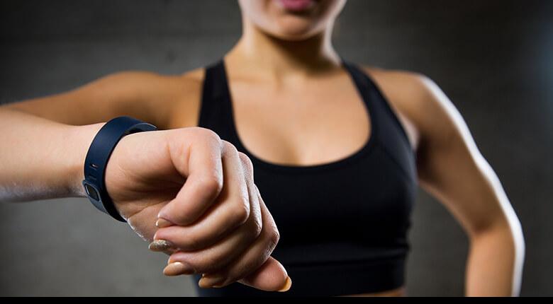 Какой фитнес браслет выбрать: Xiaomi Mi Band, FitbitCharge или Jawbone UP3