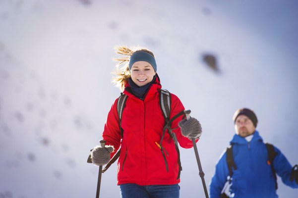 Катание на лыжах - скандинавская ходьба